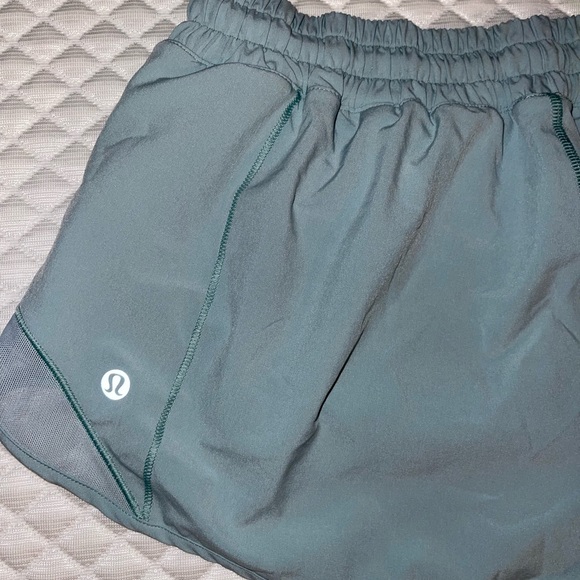 Lululemon shorts - Picture 5 of 5